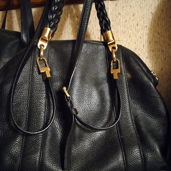 Coach / Michael Cole/fossil / pocketbooks like new also name brand wallets-- - Picture 5 of 7